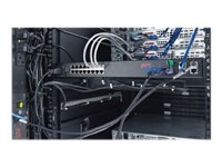 APC KVM to Switched Rack PDU Power Management Cable Data cable RJ-45m to RJ-12m 1.8m